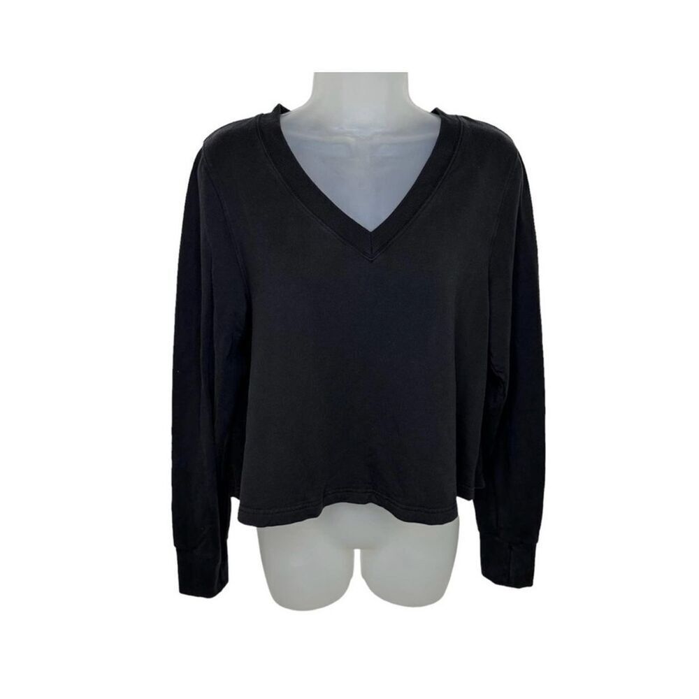 Athleta V Neck Crop Sweatshirt Stretch Thumbholes High Lo Hem Black Women Medium